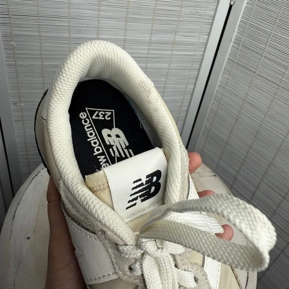 New Balance Off White Beige Suede Fabric Retro Sneakers Casual Street Style 7 - Picture 9 of 11